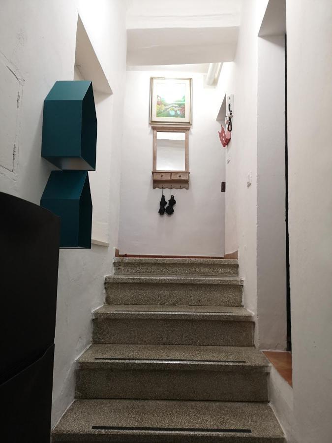Appartamento Tipico In Centro Storico Urbino Exterior foto